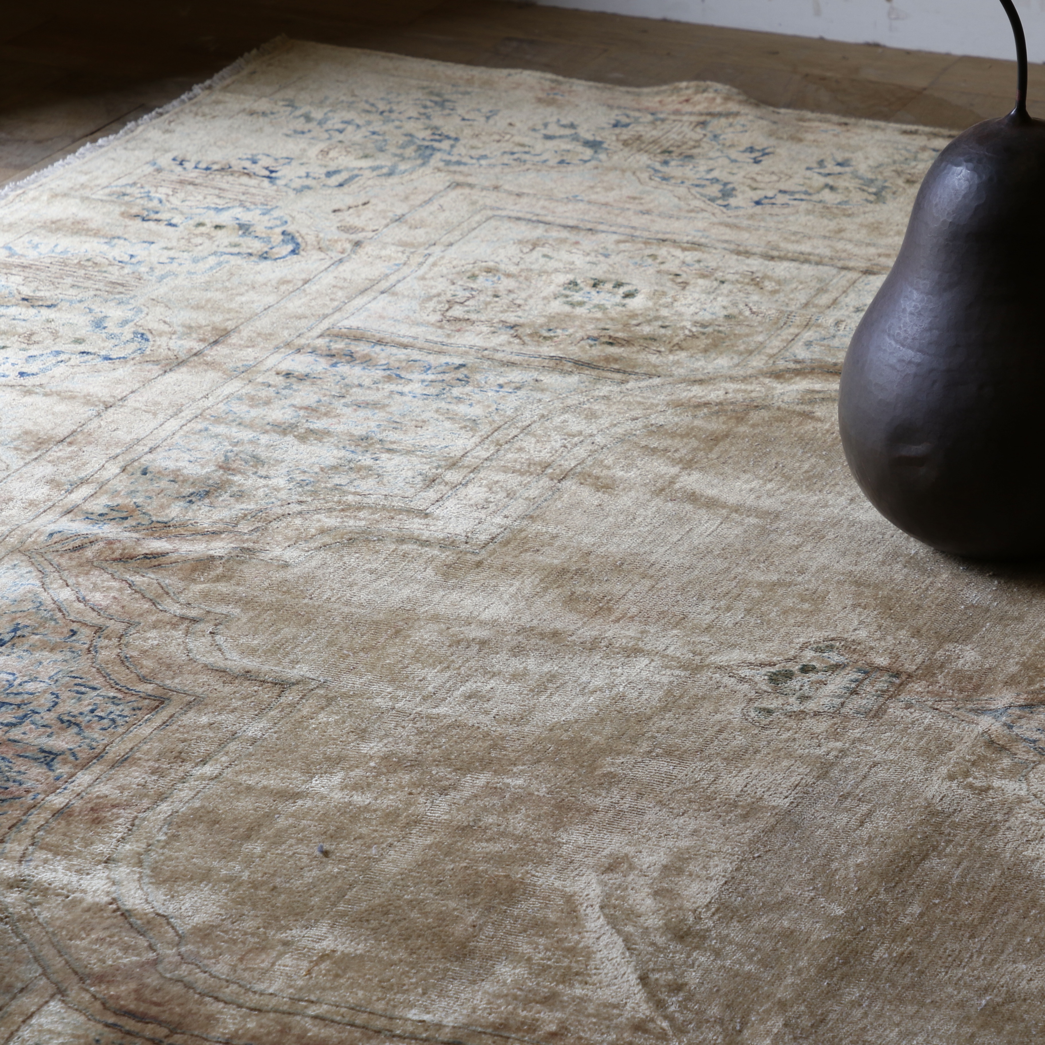 Kerman Rug / Golden Horse
